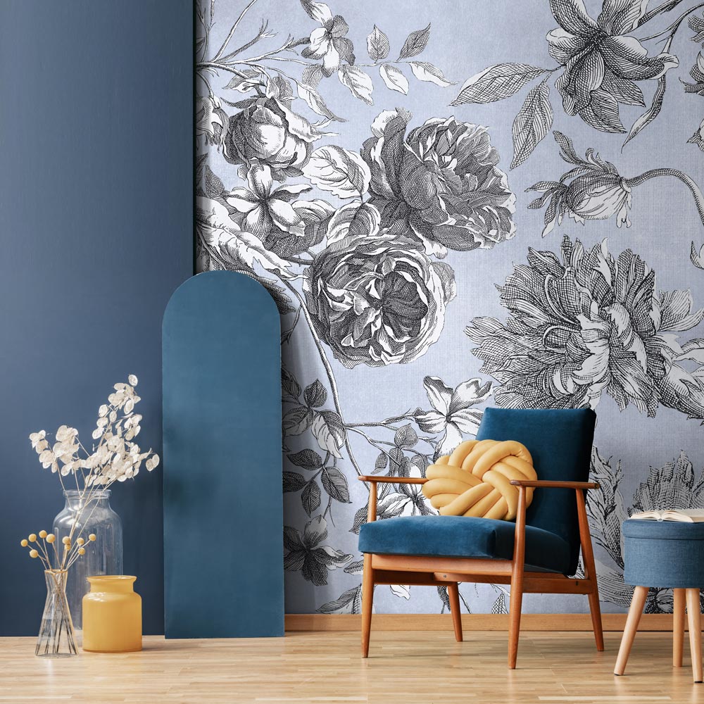 Carta da parati Incisione di fiori - soggiorno | blu Carta da parati Incisione di fiori - soggiorno | blu