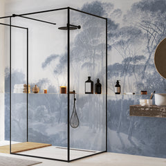 Carta da parati Pineta artistica - bagno, box doccia | blu